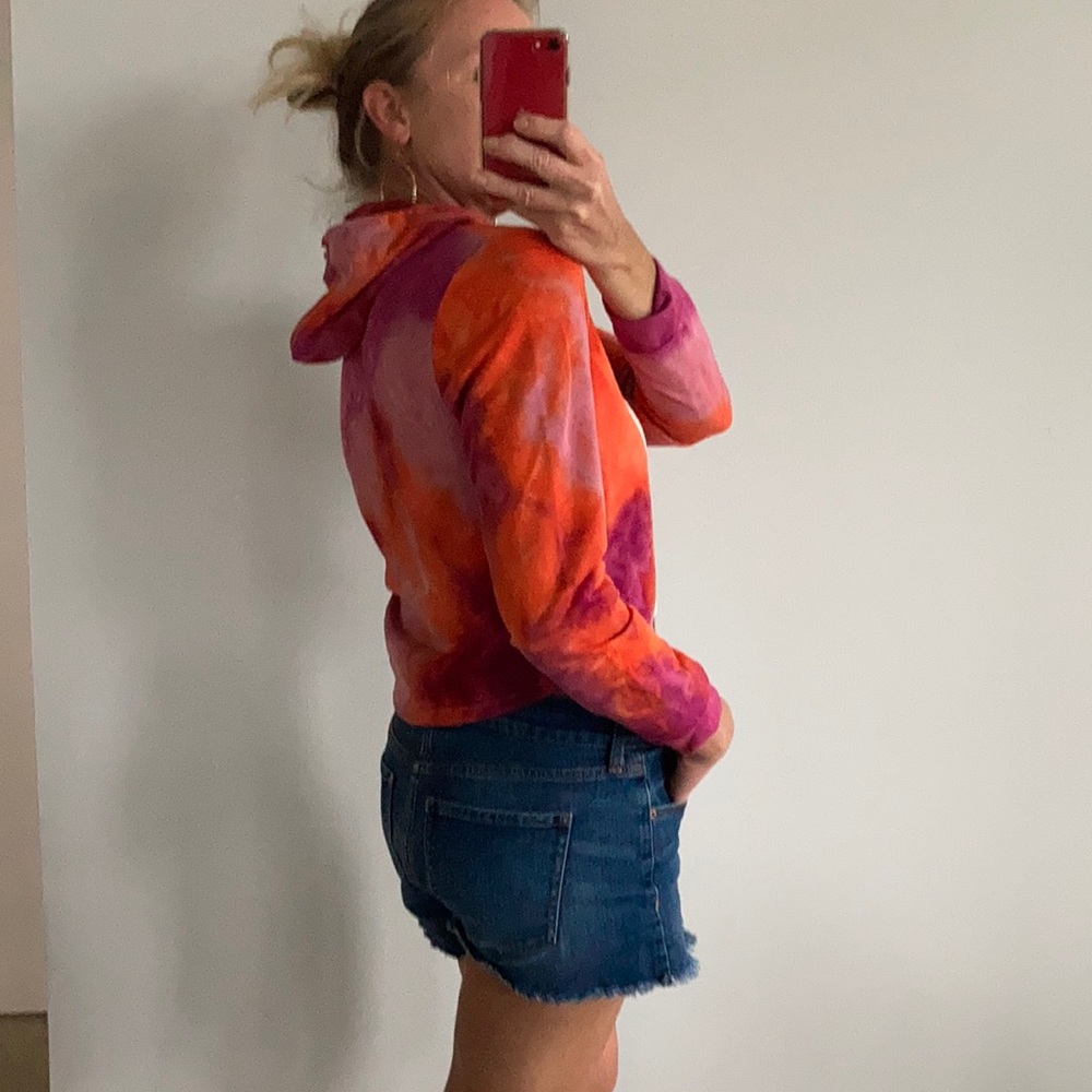 Tie Dye Hooded, Cropped Sweatshirt - Picture 3 of 8